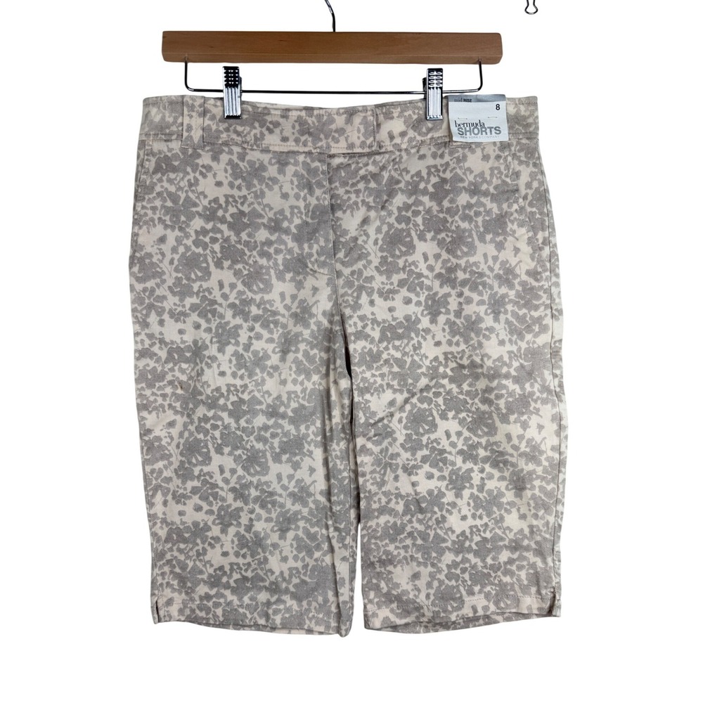 NWT New York & Company Size 8 Tan Gray Stretch Bermuda Shorts Womens Floral
